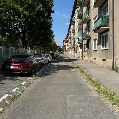 Cozy Near City Center Appartement Bratislava